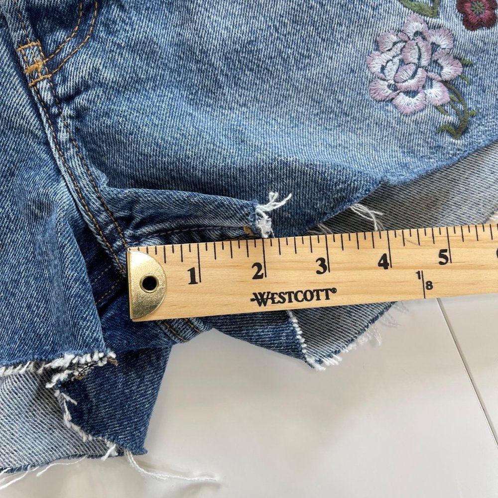 Reformation Charlie High Rise Floral Fauna Embroidery Jean Short Size 30 NWOT - Picture 12 of 14